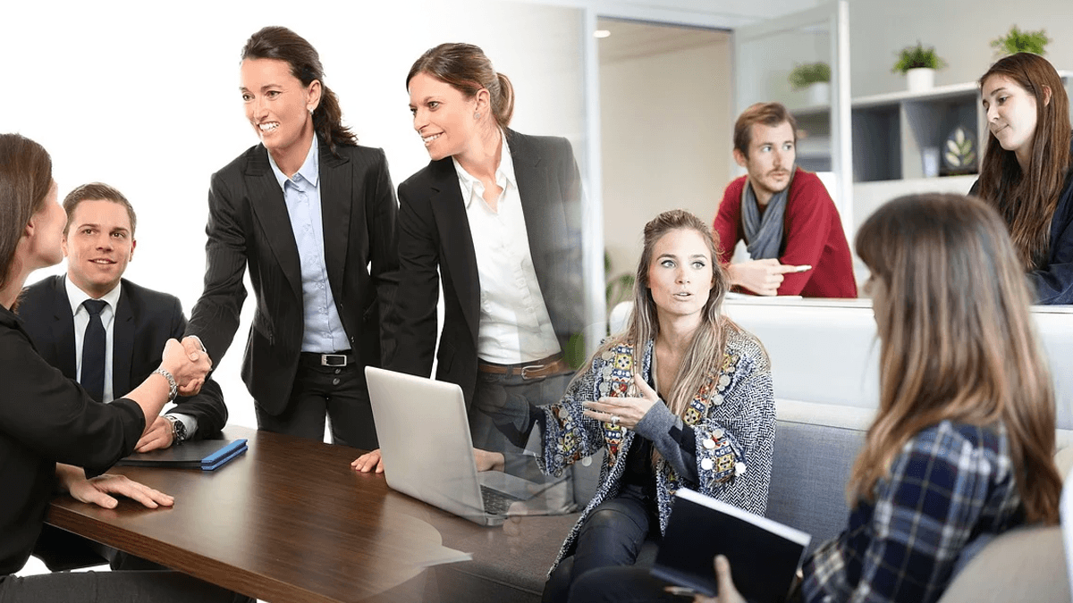 Why to Have a Family-like Environment at Workplace?
